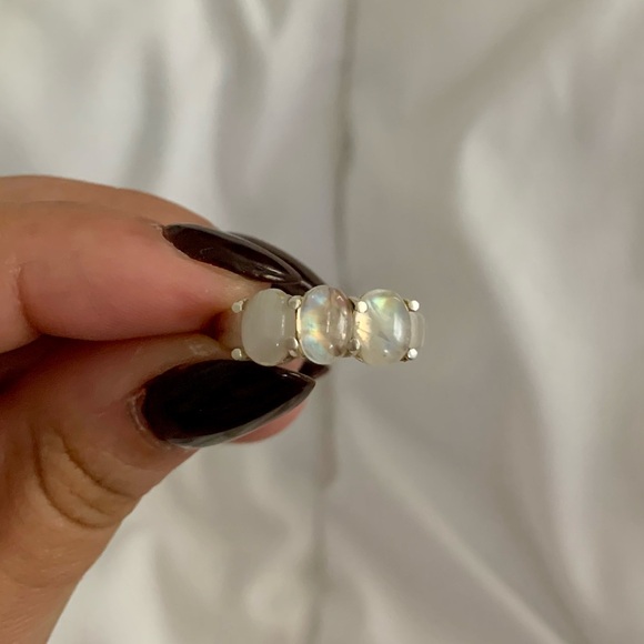 Magnificent flashy moonstone cabachon silver ring - Picture 5 of 6